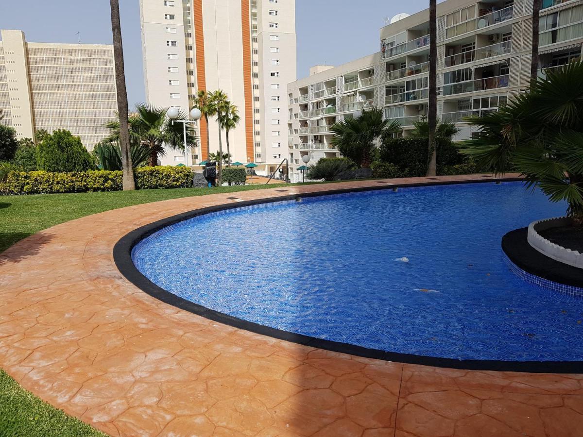 Ideal Familias En Urbanizacion De Lujo A 600M De La Playa Levante Con Wifi, Ac Y Parking Benidorm Luaran gambar