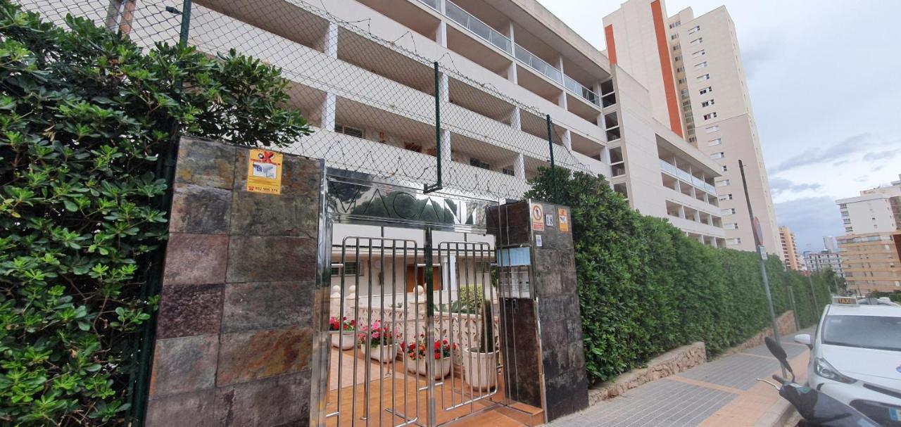 Ideal Familias En Urbanizacion De Lujo A 600M De La Playa Levante Con Wifi, Ac Y Parking Benidorm Luaran gambar
