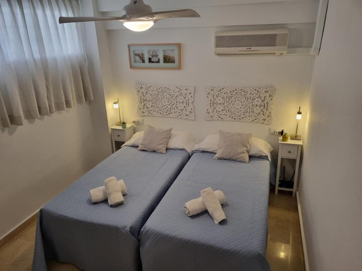 Ideal Familias En Urbanizacion De Lujo A 600M De La Playa Levante Con Wifi, Ac Y Parking Benidorm Luaran gambar